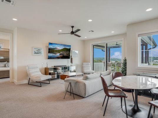 Dining room, Interior, Living room, Recessed Lighting