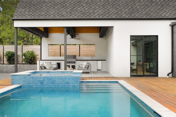 Exterior, Pool