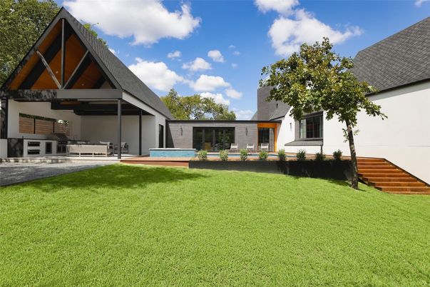 Backyard, Exterior, Pool