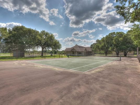 Exterior, Tennis Courts