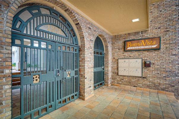Exterior, Stone Walls