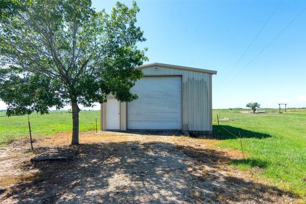 Backyard, Detached Garage, Exterior