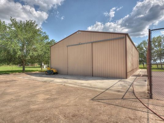 Backyard, Detached Garage, Exterior