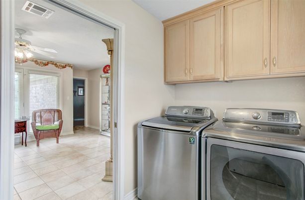 Interior, Washer
