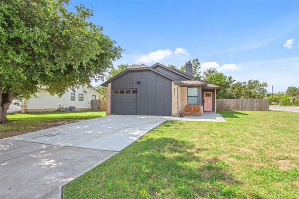 Backyard, Detached Garage, Exterior