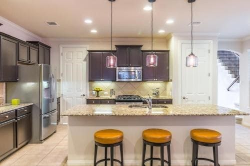 Interior, Kitchen, Pendant Lights, Recessed Lighting, Stainless Steel Appliances