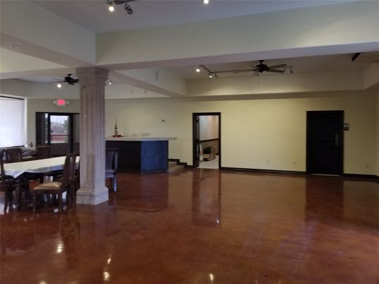 Dining room, Interior, Recessed Lighting