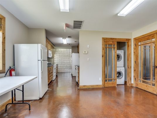 Interior, Kitchen, Utility Closets, Washer