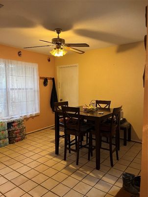 Dining room, Interior