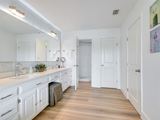 Bathroom, Dual Sink Vanities, Interior, Wood Texture Flooring
