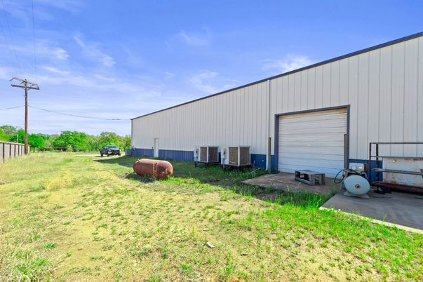 Backyard, Detached Garage, Exterior