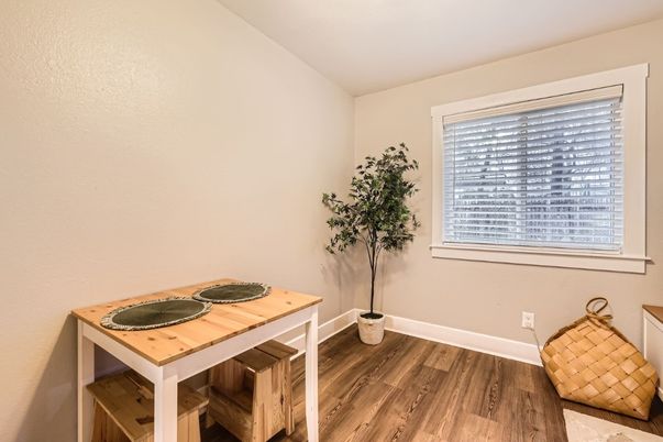 Dining room, Interior, Wood Texture Flooring