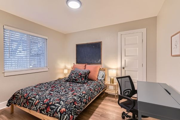 Bedroom, Home Office, Interior, Wood Texture Flooring