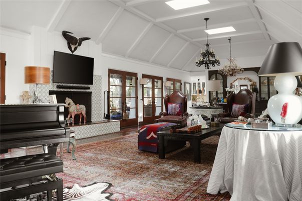 Chandelier, Fireplace, Interior, Living room, Piano