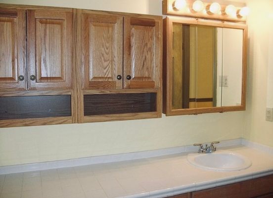 Bathroom, Interior, Tile Countertops