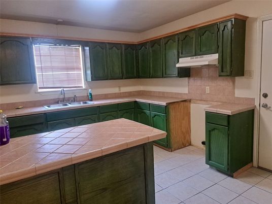 Interior, Kitchen, Tile Countertops