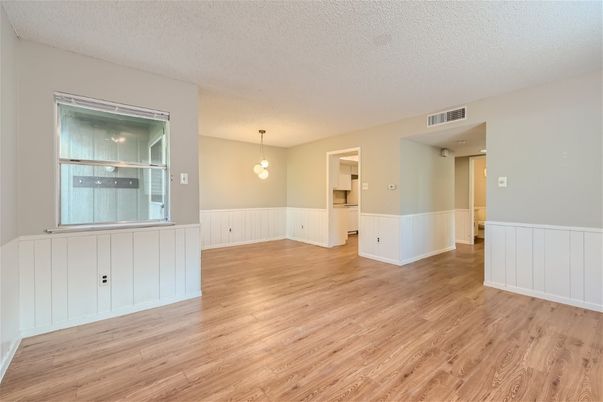 Empty room, Interior, Pendant Lights, Wood Texture Flooring