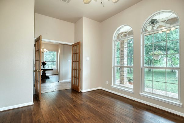 Chandelier, Empty room, Interior, Wood Texture Flooring
