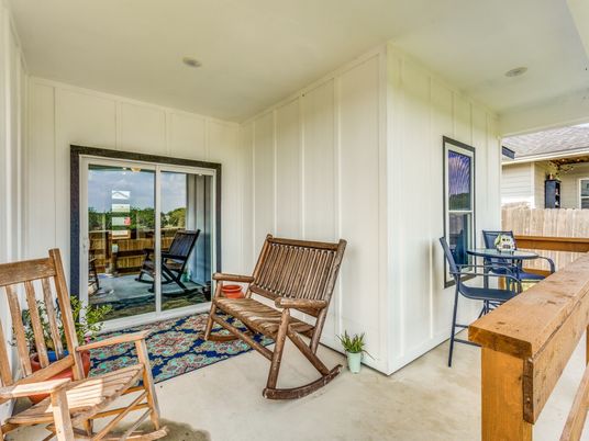 Interior, Recessed Lighting, Sun Room