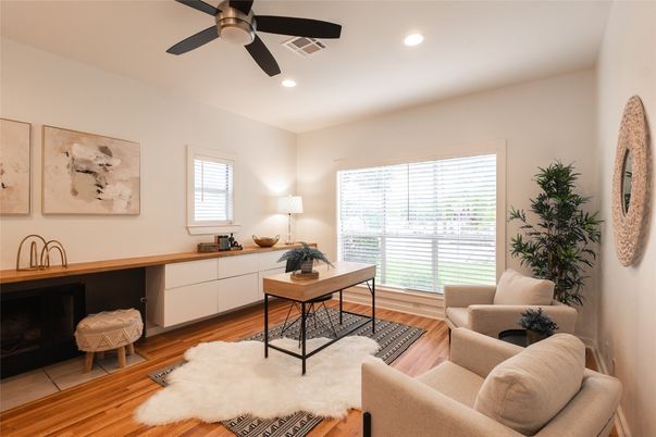 Home Office, Interior, Recessed Lighting, Wood Texture Flooring