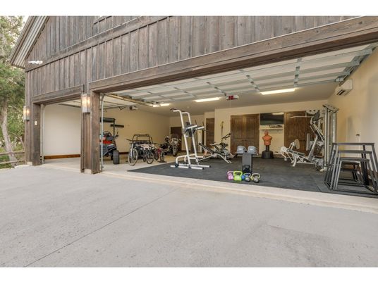 Exterior, Fitness Equipment