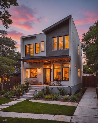 Exterior, Facade, Modern