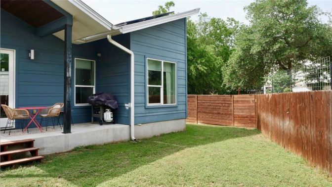 Backyard, Exterior