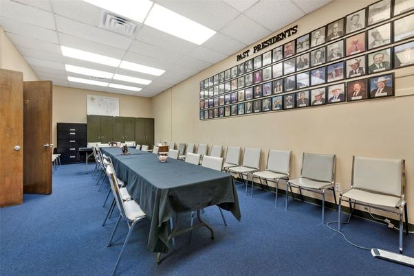 Dining room, Interior, Recessed Lighting