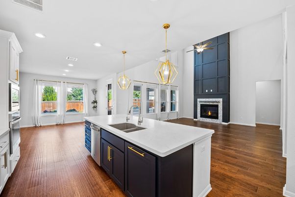 Fireplace, Interior, Kitchen, Pendant Lights, Recessed Lighting, Wood Texture Flooring