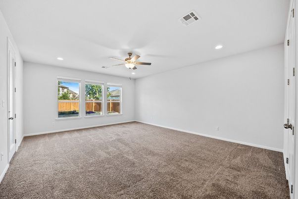 Empty room, Interior, Recessed Lighting
