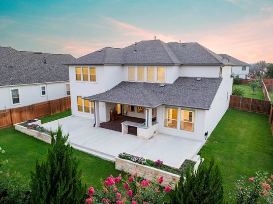 Backyard, Exterior, Facade, Farmhouse