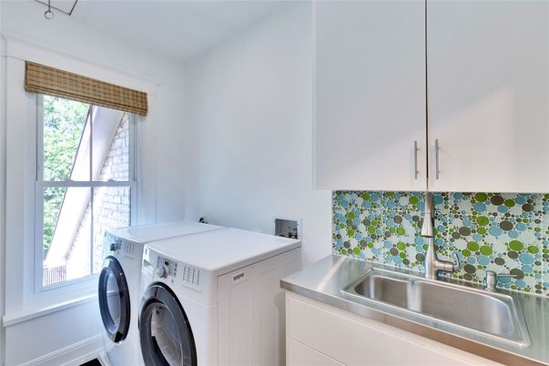 Interior, Washer