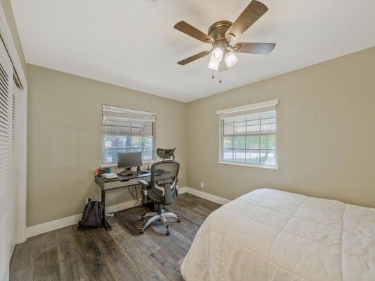 Bedroom, Home Office, Interior, Wood Texture Flooring