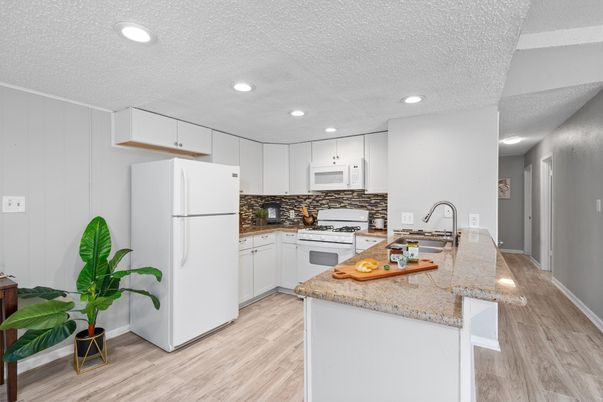 Interior, Kitchen, Recessed Lighting, Wood Texture Flooring