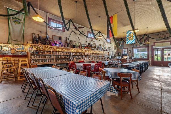Dining room, Interior, Pendant Lights