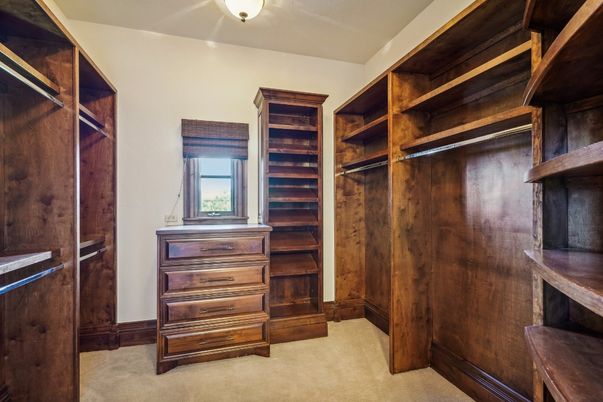 Interior, Walk-in Closets