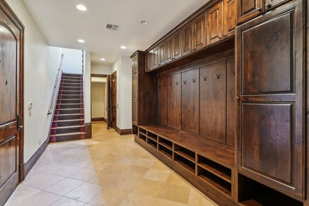Interior, Recessed Lighting