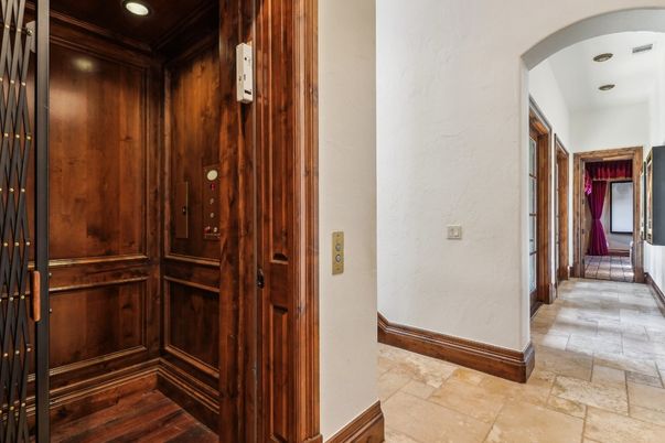 Elevator, Interior, Recessed Lighting