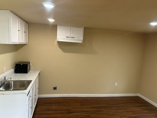 Interior, Kitchen, Recessed Lighting, Wood Texture Flooring
