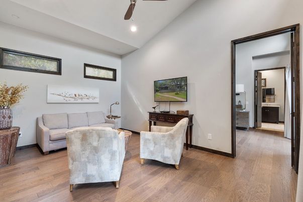 Interior, Living room, Recessed Lighting, Wood Texture Flooring
