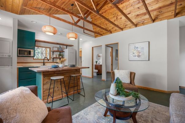 Interior, Kitchen, Pendant Lights, Recessed Lighting, Wooden Beams, Wooden Ceilings