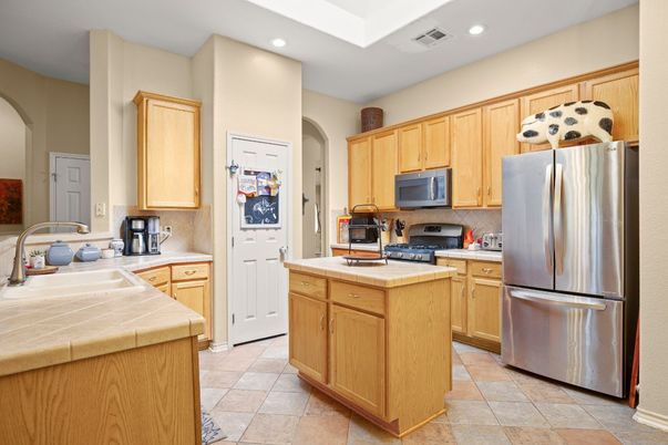 Interior, Kitchen, Recessed Lighting, Tile Countertops