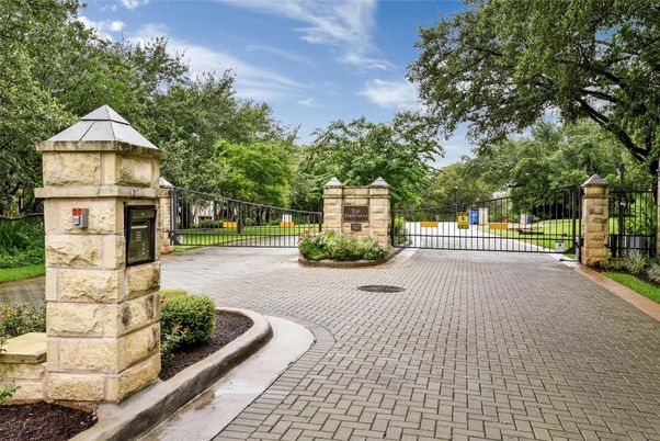Exterior, Fireplace, Playground