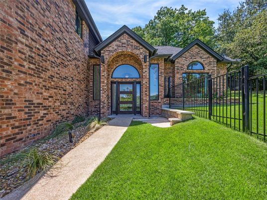 Exterior, Facade, Brick Facade, Brick Traditional