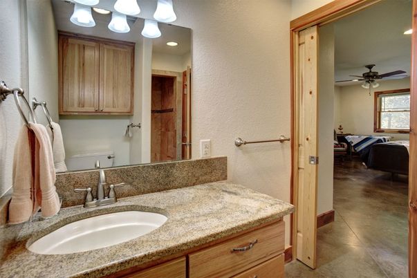 Bathroom, Interior, Recessed Lighting