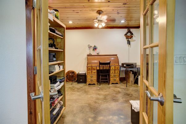 Home Office, Interior, Recessed Lighting, Wooden Ceilings