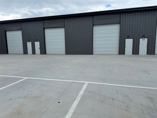 Detached Garage, Exterior