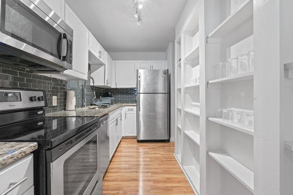 Interior, Kitchen, Stainless Steel Appliances, Wood Texture Flooring