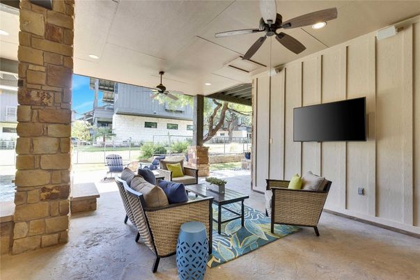Exterior, Recessed Lighting