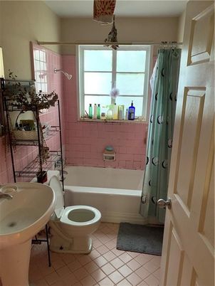 Bathroom, Free Standing Baths, Interior